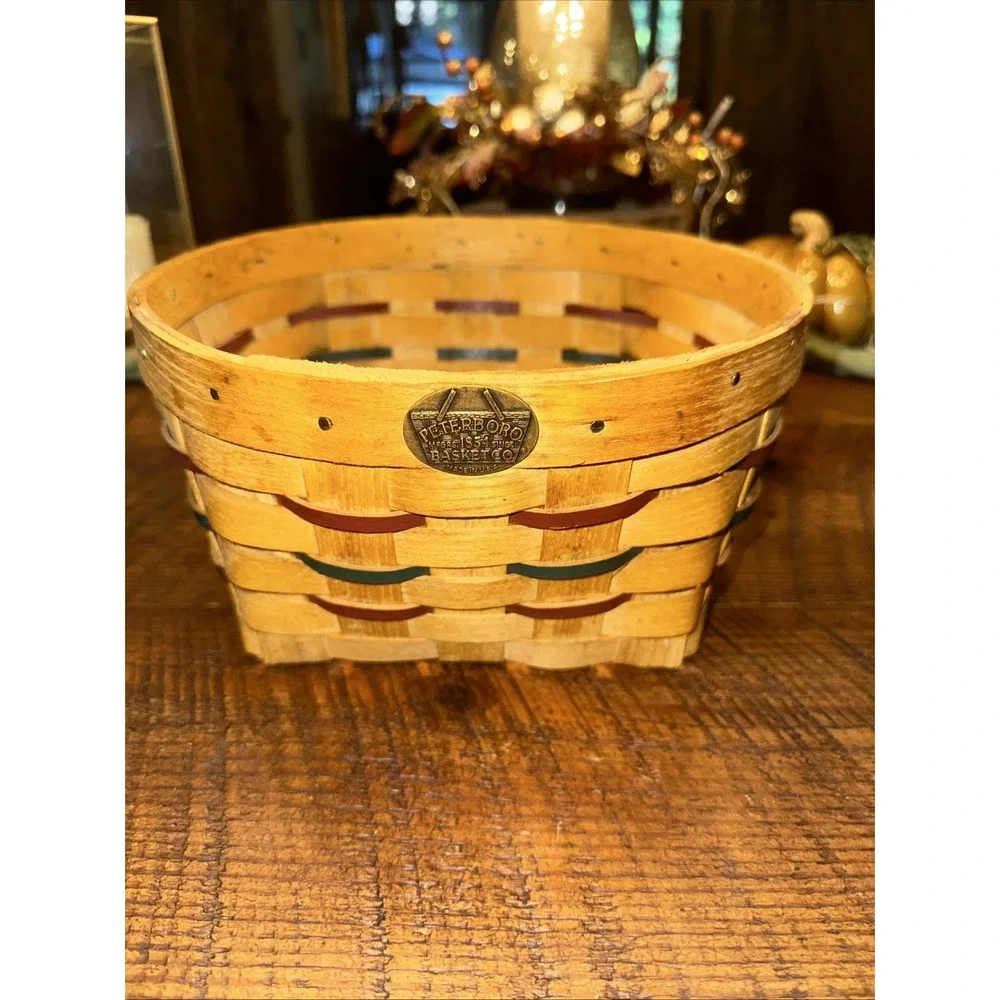 Peterborough 10 inch round basket